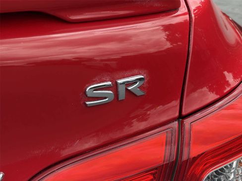 Used 2019 Nissan Sentra SR FWD image 8
