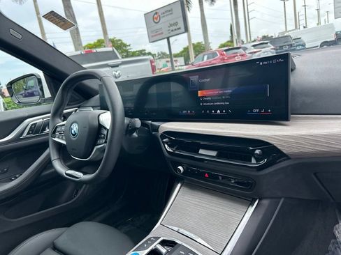 Used 2025 BMW i4 eDrive40 RWD image 26
