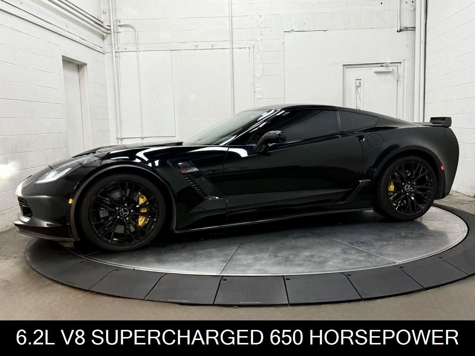 Used 2015 Chevrolet Corvette Z06 w/ 3LZ Preferred Equipment Group RWD image 4