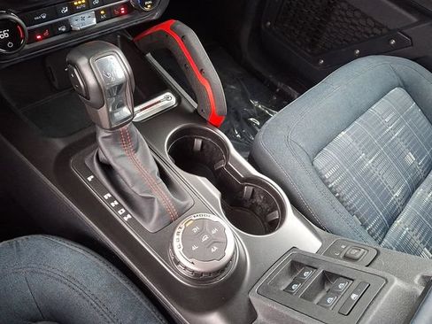 Used 2023 Ford Bronco Heritage Edition AWD/4WD image 21