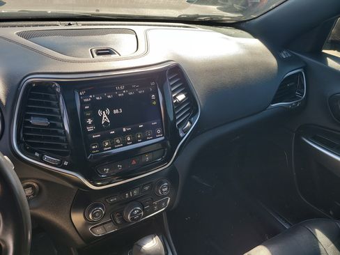 Used 2021 Jeep Cherokee High Altitude image 20