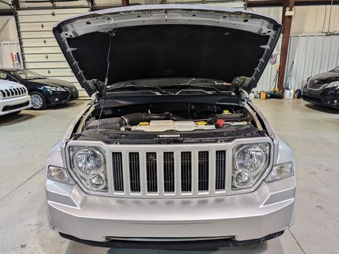 Used 2010 Jeep Liberty Sport w/ Popular Equipment Group image 41