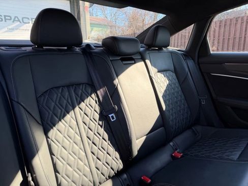 Used 2021 Audi S6 Premium Plus w/ S6 Executive Package image 23