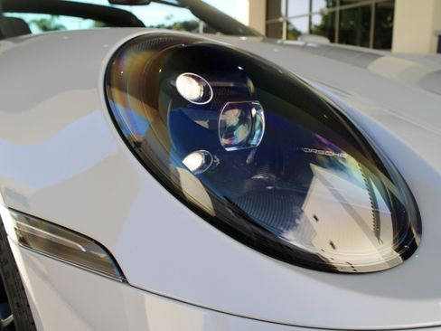 Used 2023 Porsche 911 Targa 4 GTS image 11