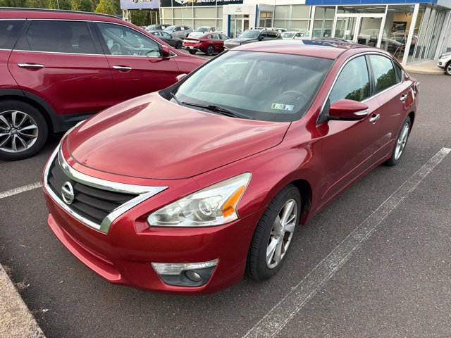 Used 2014 Nissan Altima 2.5 SL w/ Moonroof Package FWD image 2