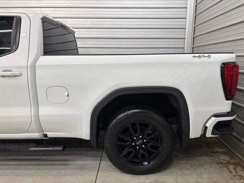 Used 2020 GMC Sierra 1500 Elevation w/ Elevation Value Package AWD/4WD image 5