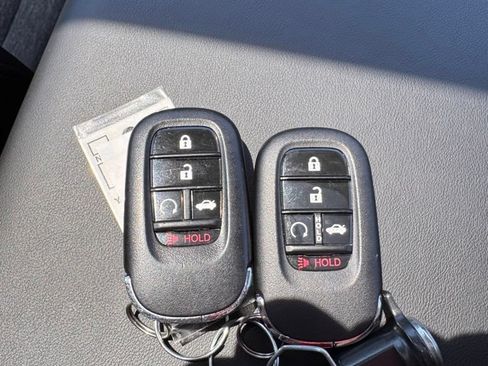 Used 2023 Honda Accord EX image 27