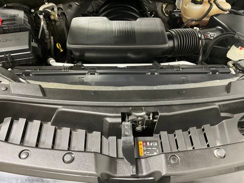 Used 2021 Chevrolet Tahoe Z71 image 9