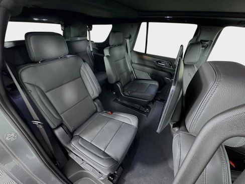 New 2026 GMC Yukon Denali w/ Denali Reserve Package AWD/4WD image 30