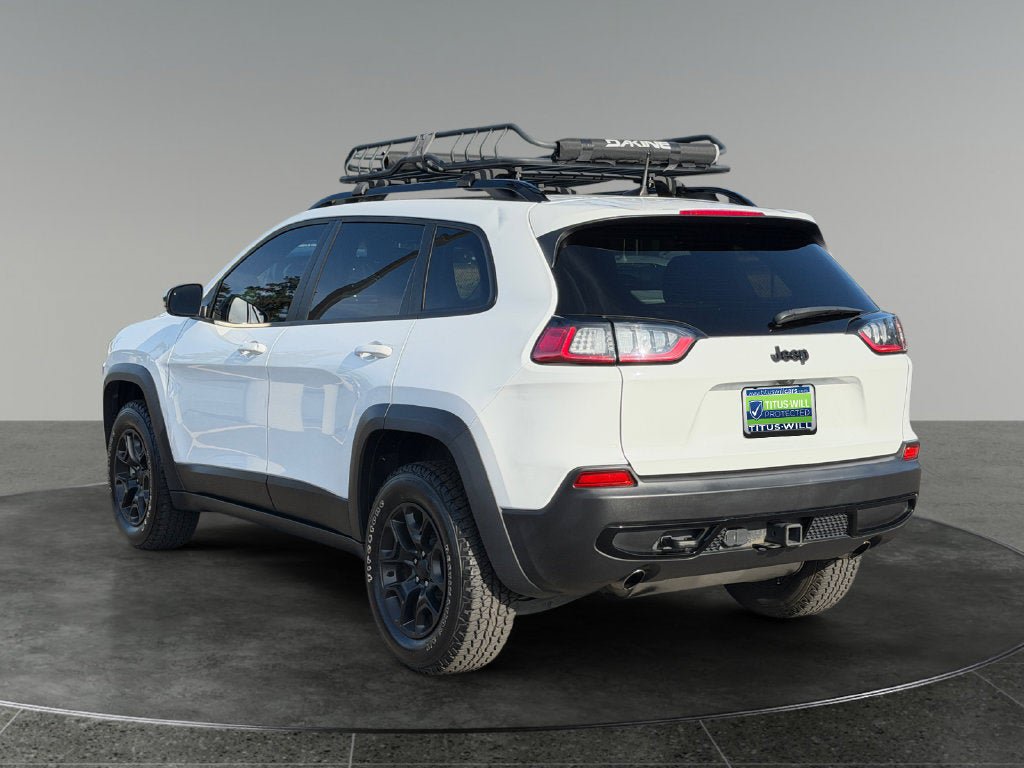Used 2022 Jeep Cherokee Latitude AWD/4WD image 7