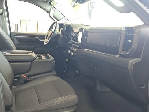 Used 2024 GMC Sierra 1500 Elevation AWD/4WD image 6