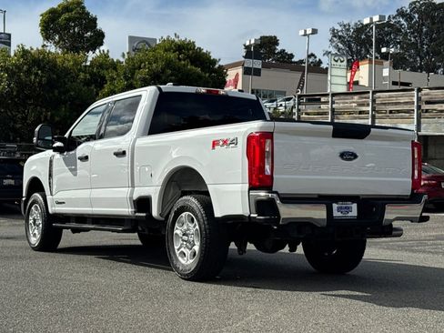 Certified 2025 Ford F250 XLT w/ FX4 Off-Road Package image 6