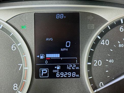 Used 2022 Nissan Kicks S image 15