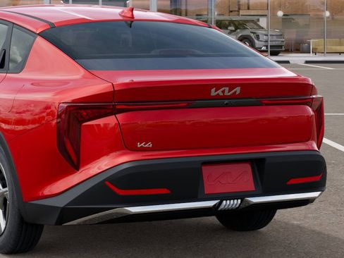 New 2026 Kia K4 LXS FWD image 13
