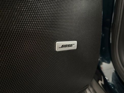 Used 2025 Cadillac XT6 Premium Luxury w/ Technology Package image 12