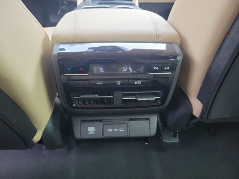 Certified 2025 Acura MDX SH-AWD image 15