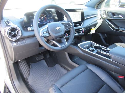 New 2026 Chevrolet Equinox LT image 15