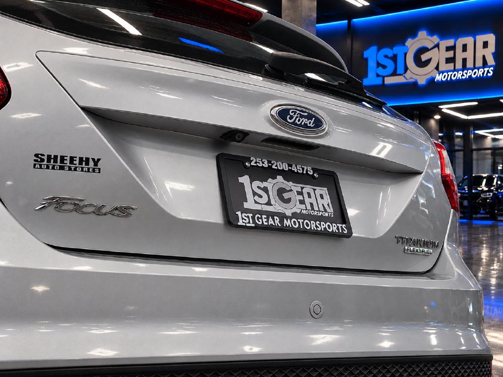 Used 2014 Ford Focus Titanium FWD image 15