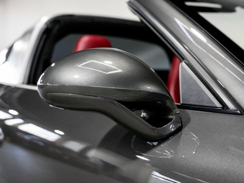 Used 2015 Porsche 911 Targa 4 image 40