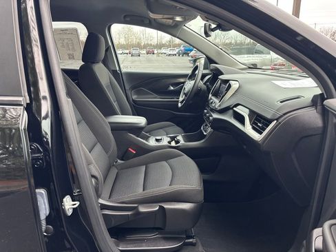 Used 2023 GMC Terrain SLE w/ Driver Convenience Package image 21