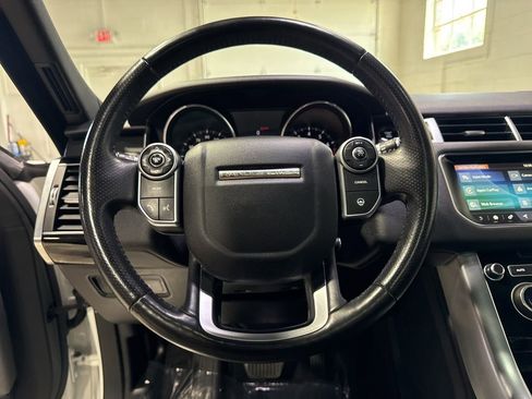Used 2017 Land Rover Range Rover Sport HSE AWD/4WD image 11