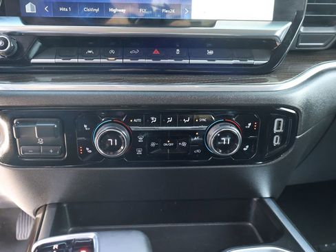 Used 2024 Chevrolet Silverado 1500 RST w/ Rally Edition AWD/4WD image 45