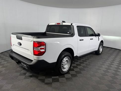 Used 2025 Ford Maverick XLT w/ Equipment Group 302A AWD/4WD image 7