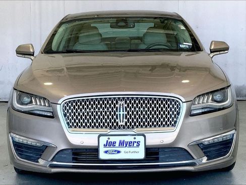 Used 2018 Lincoln MKZ Reserve w/ Technology Package FWD image 3