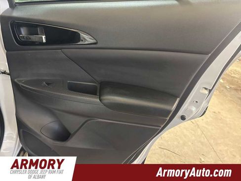 Used 2024 Mitsubishi Eclipse Cross SE image 30