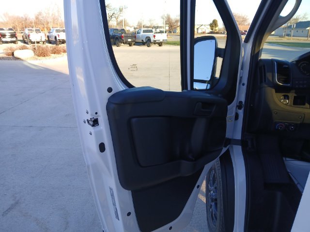 Used 2024 RAM ProMaster 2500 w/ Advanced Safety Group FWD image 25