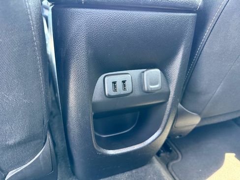Used 2017 Chevrolet Colorado LT RWD image 15