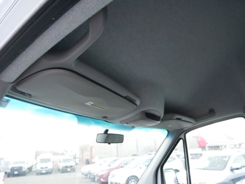 Used 2015 Freightliner Sprinter 3500 image 19