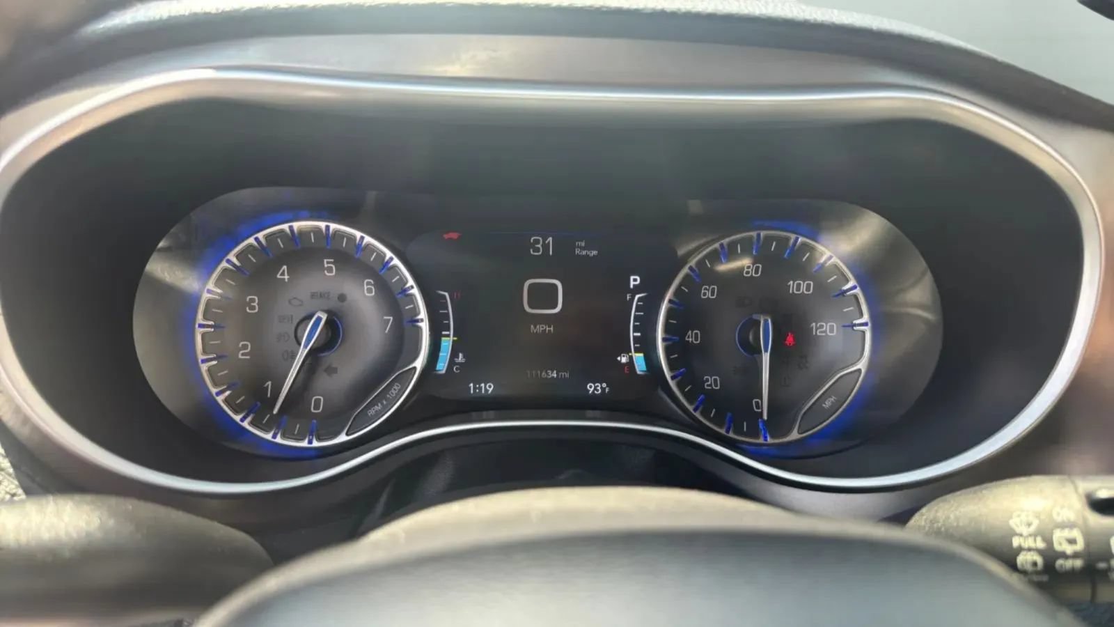 Used 2017 Chrysler Pacifica Limited FWD image 12