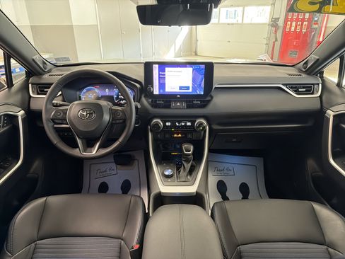 Used 2023 Toyota RAV4 XSE image 14