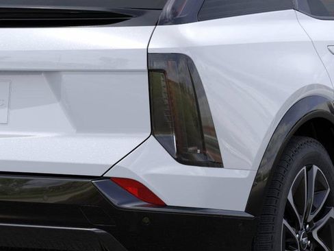 New 2027 Cadillac Optiq Sport RWD image 11