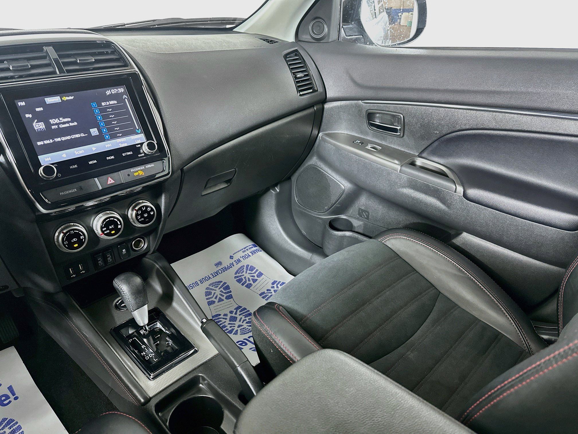 Used 2024 Mitsubishi Outlander Sport SE AWD/4WD image 21