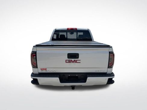 Used 2017 GMC Sierra 1500 Denali w/ Denali Ultimate Package AWD/4WD image 6