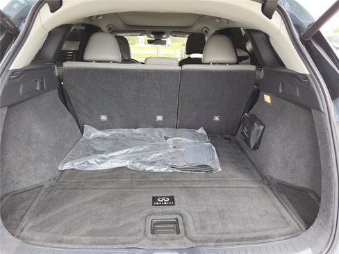 Used 2025 INFINITI QX50 Luxe AWD/4WD image 6