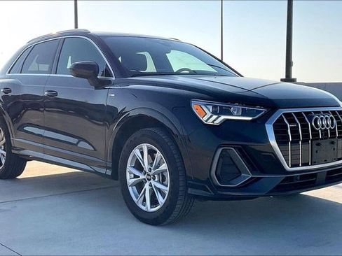 Used 2025 Audi Q3 2.0T Premium image 3