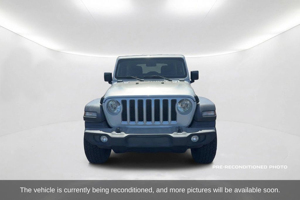 Used 2023 Jeep Wrangler Sport AWD/4WD image 2
