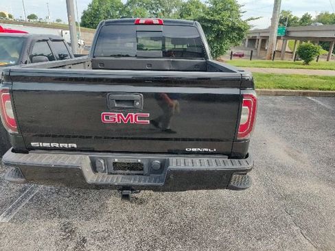 Used 2016 GMC Sierra 1500 Denali w/ Enhanced Driver Alert Package AWD/4WD image 14