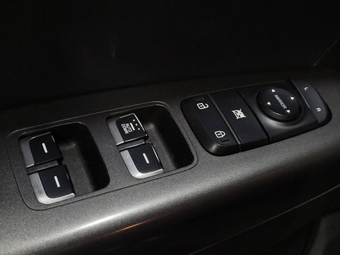 Used 2020 Kia Sportage LX AWD/4WD image 27