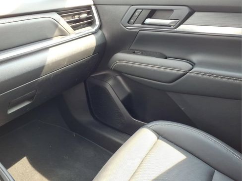 Used 2026 GMC Terrain Elevation w/ Elevation Premium Package AWD/4WD image 23