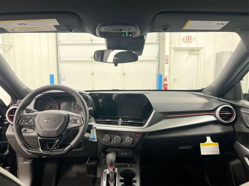 New 2026 Chevrolet Trax RS image 10