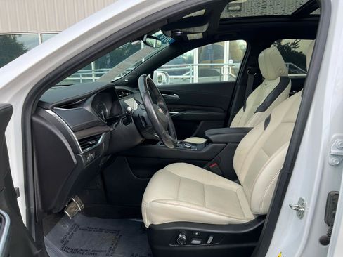 Used 2019 Cadillac XT4 Sport AWD/4WD image 11