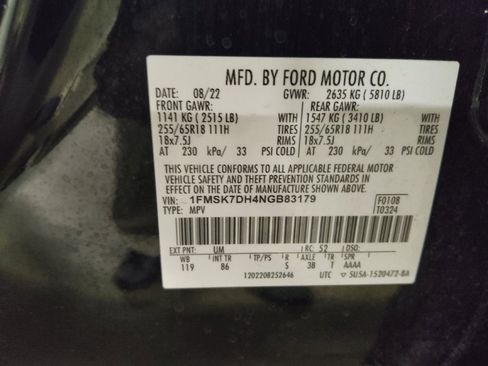 Used 2022 Ford Explorer XLT image 33