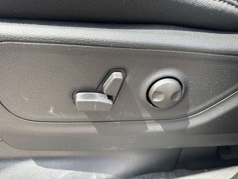 New 2026 RAM 1500 4x4 Crew Cab image 18