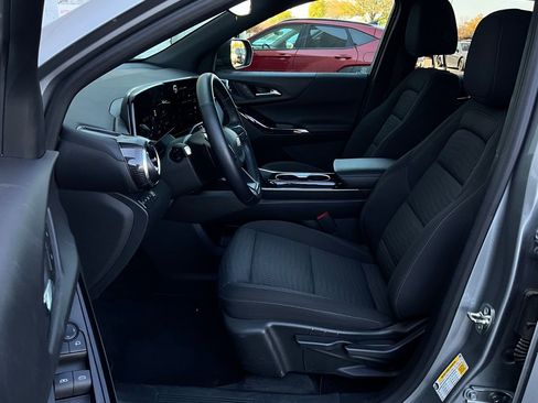 Used 2025 Chevrolet Equinox LT image 10