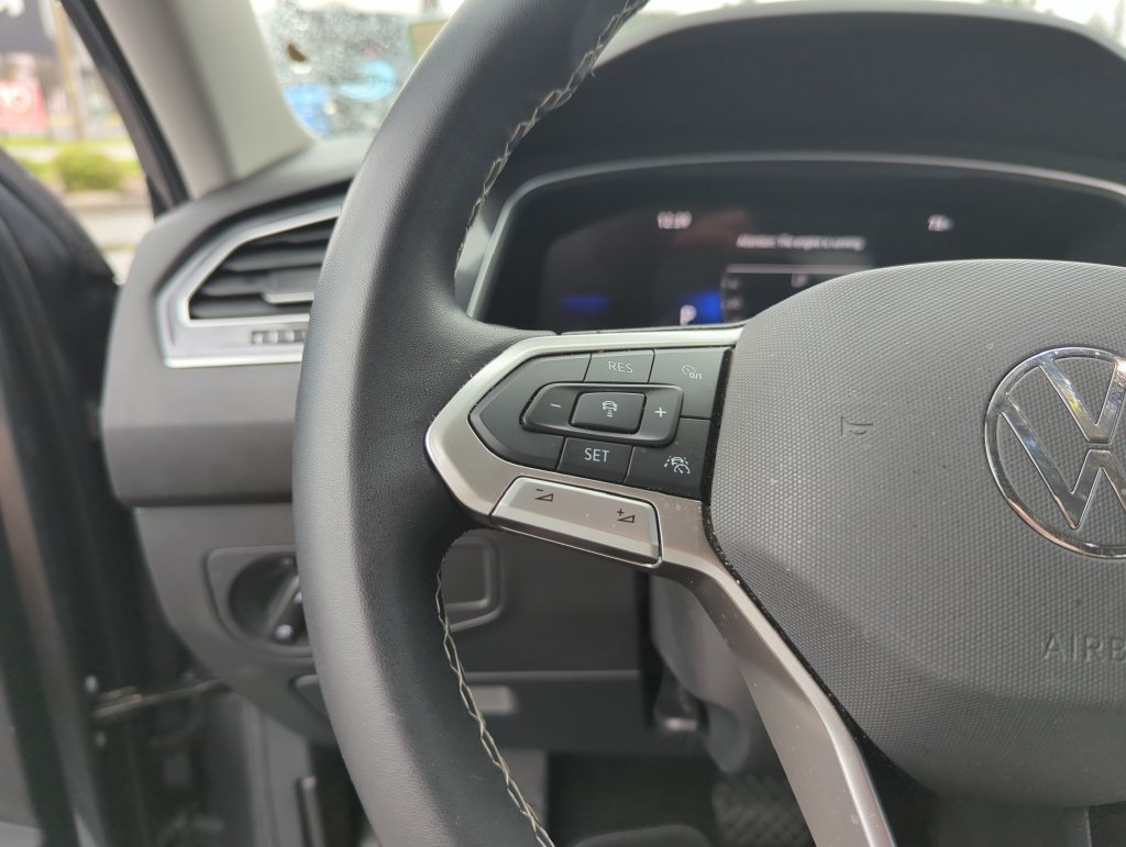 Used 2024 Volkswagen Tiguan S FWD image 38