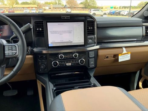 New 2026 Ford F250 Lariat w/ FX4 Off-Road Package AWD/4WD image 6